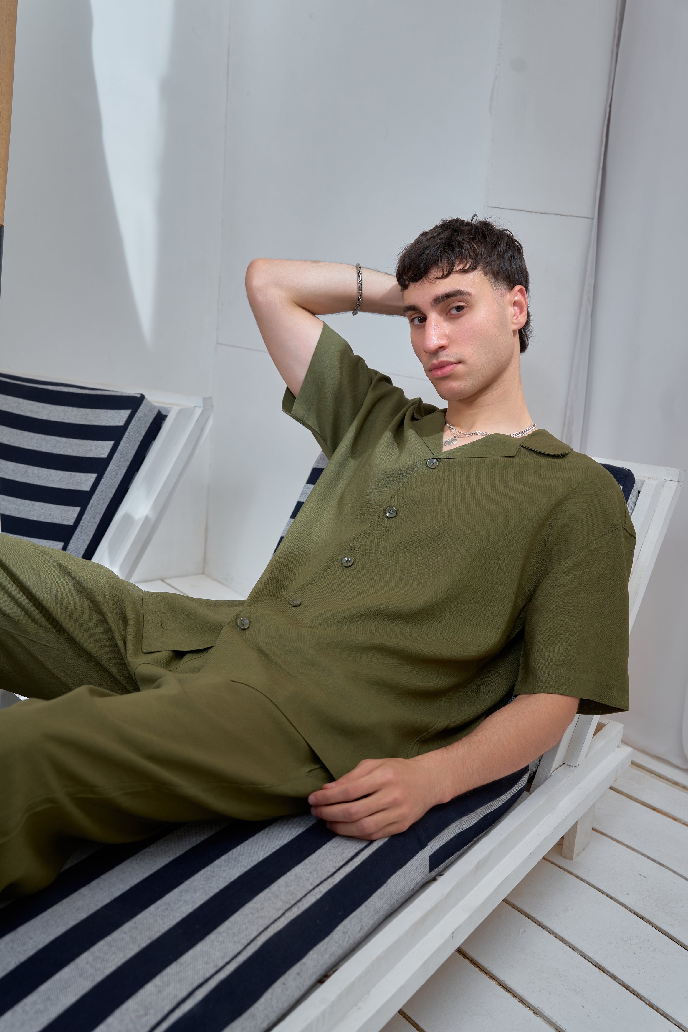 STCHZ Dark Olive Linen Suit